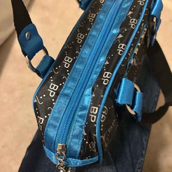 Stylish & authentic Baby Phat handbag - Picture 2 of 3